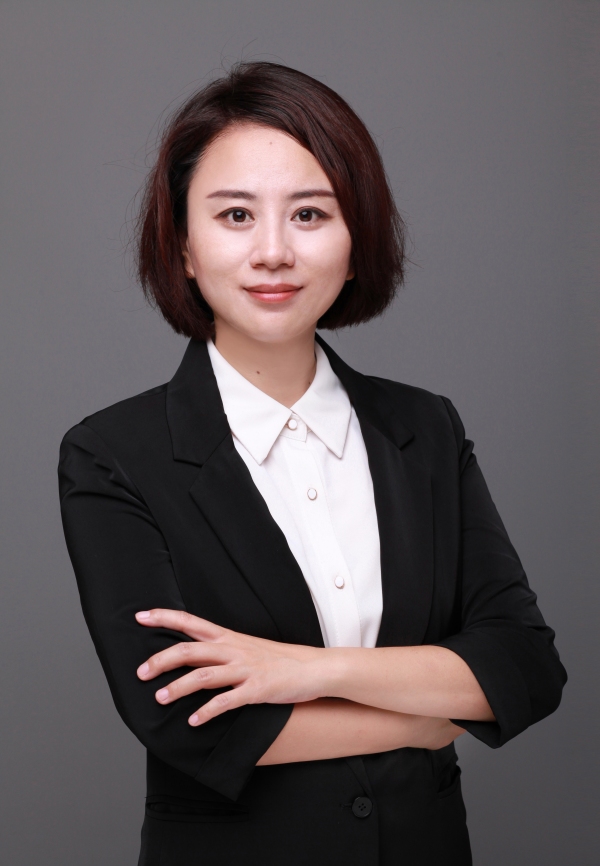 张淑梅    律师