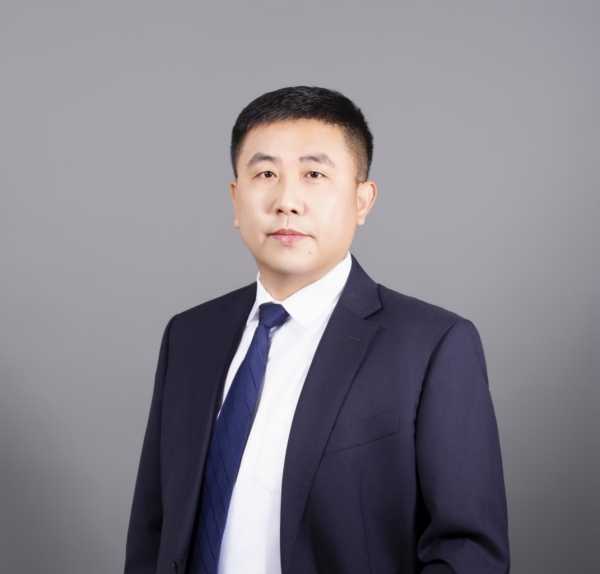 韩德伟   执行主任